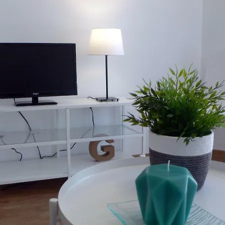 アパート La Devesa De ジローナ